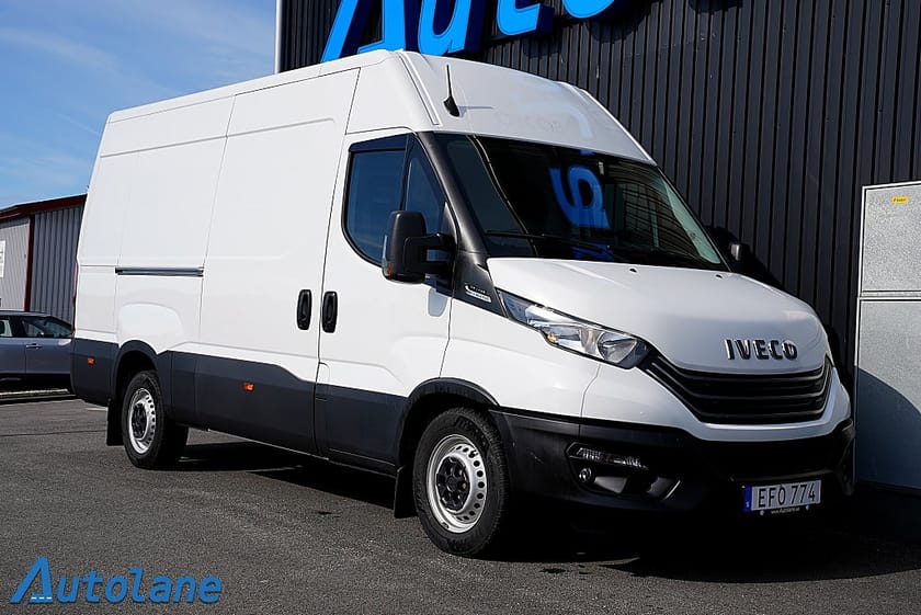 Bild 1 av Iveco Daily 35-140 Van 2.3 JTD Hi-Matic, 3-sits, MOMS, Webasto 136hk
