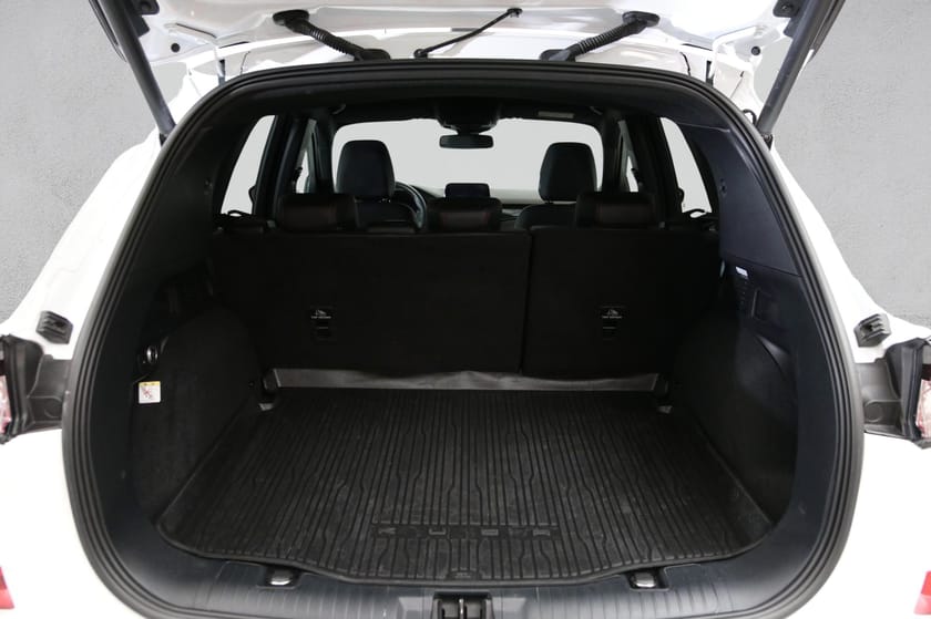 Bilde 5 av Ford Kuga Plug-In Hybrid 2,5 PHEV ST-Line /Batteritest/AGR-Seter/19"/Fjernstart