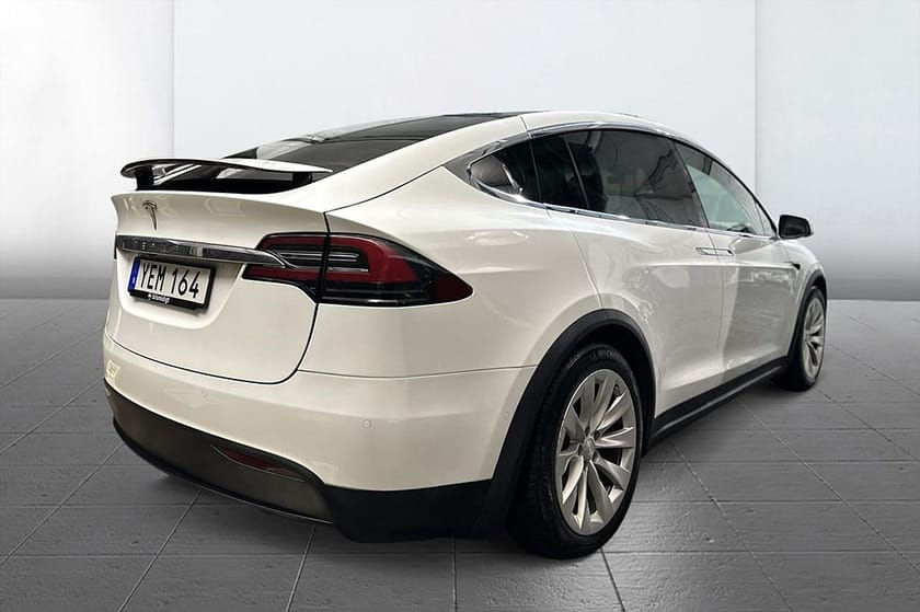 Bild 5 av Tesla Model X 90D FRI SUPERCHARGE 7-sits AP Drag Luftfj Köld