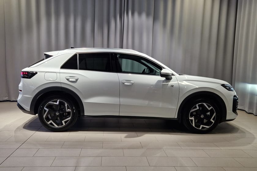 Bild 3 av Volkswagen T-Roc R-LINE  1.5 ETSI 150 HK DSG7