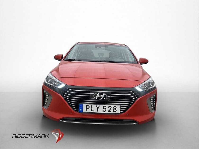 Bild 2 av Hyundai Ioniq Plug-in 1.6 + 8.9 kWh Premium Plus Kamera Navi