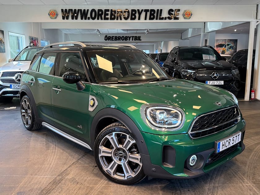 Bild 1 av MINI Countryman Cooper SE ALL4 Pano HUD H/K Gps B-Kamera SPEC 220hk