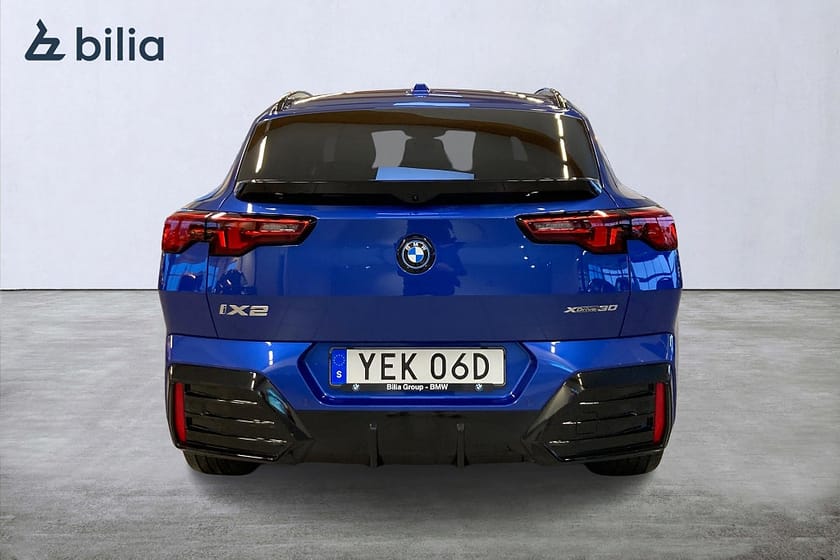 Bild 4 av BMW iX2 xDrive30 M Sport Pro Innovation Comfort Panorama H/K