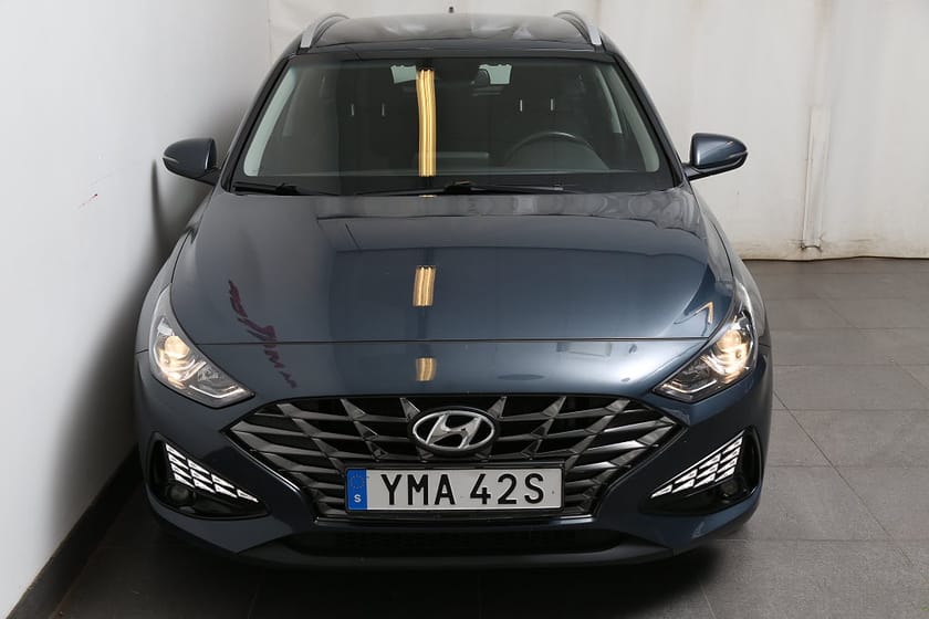 Bild 5 av Hyundai i30 Kombi 1,0 T-GDi 120hk MHEV Essential Aut Kamera Carplay
