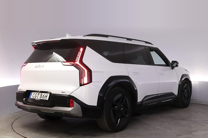 Bild 5 av Kia EV9 AWD GT Line Pano Elstol 7-sits Meridian HUD V-hjul