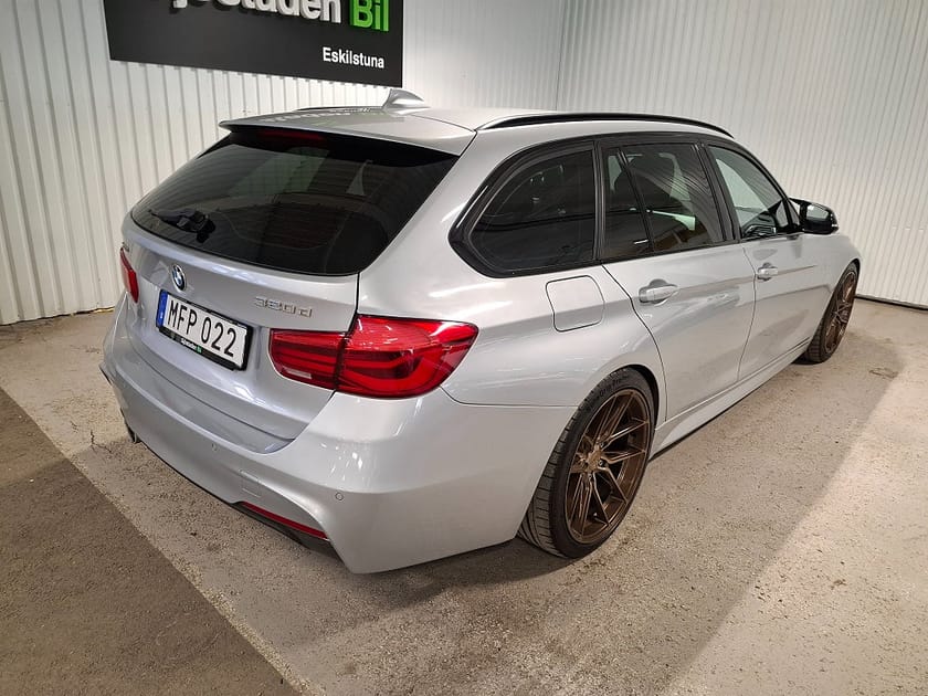 Bild 5 av BMW 320d xDrive Touring 320 Steptronic M Sport M Aerodynamics 19"
