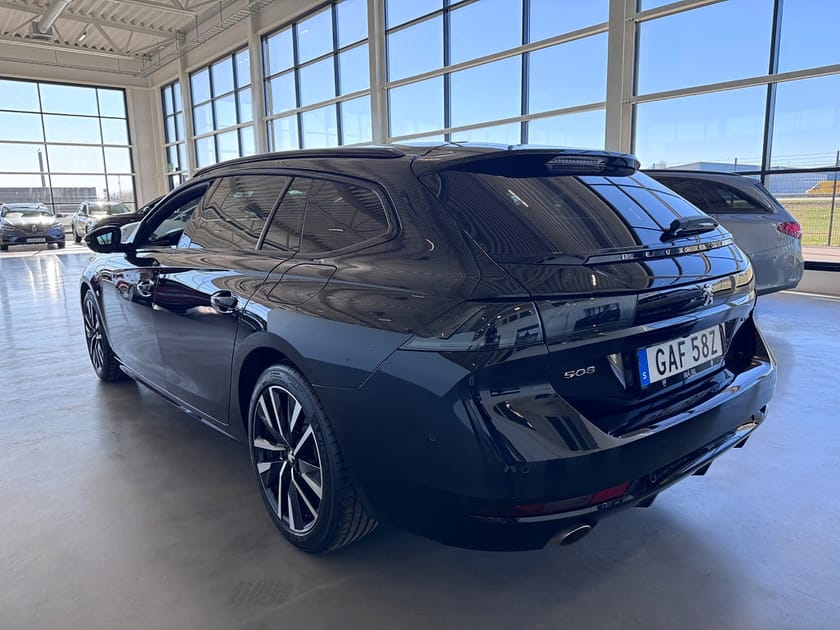 Bild 3 av Peugeot 508 SW Hybrid Plug in | GT | Apple Carplay | Värmare | Moms