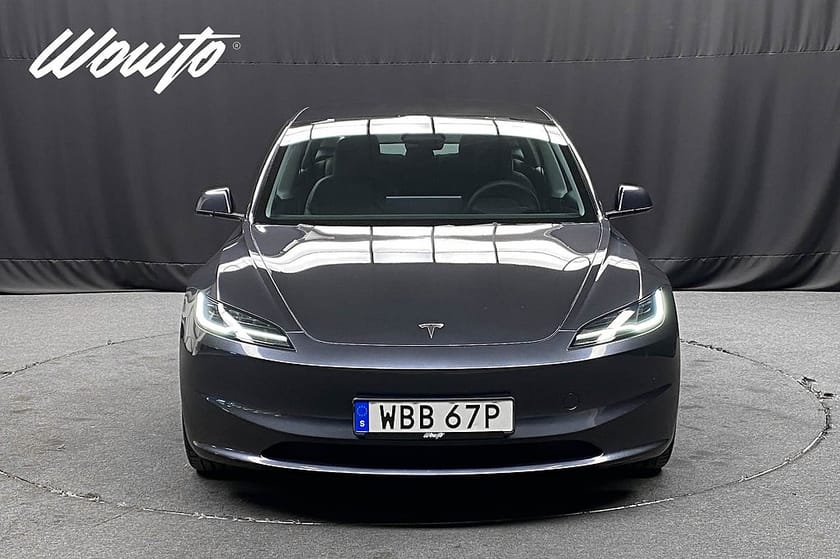 Bild 2 av Tesla Model 3 Long Range AWD Highland /19" Nova /Moms/4.95%