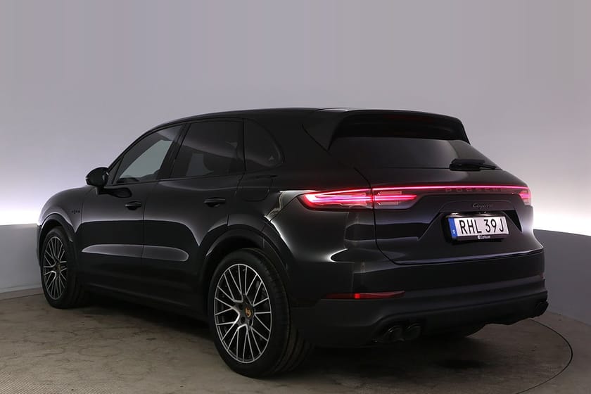 Bild 4 av Porsche Cayenne E-Hybrid Pano Läder BOSE SportChrono 360