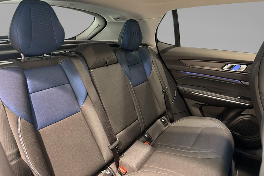 Bild 2 av Lynk & Co 01 PHEV 