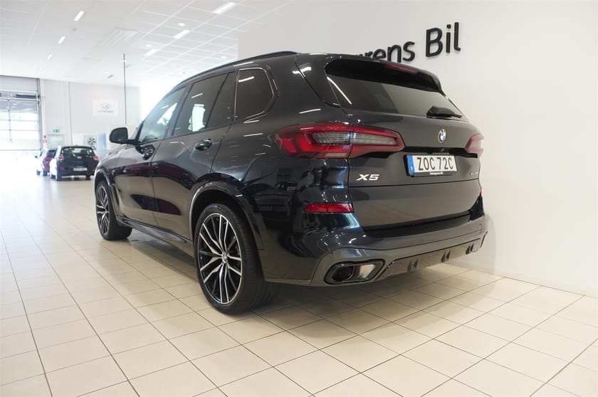 Bild 3 av BMW X5 xDrive30d M Sport Innovation Panorama Laser Night Vision