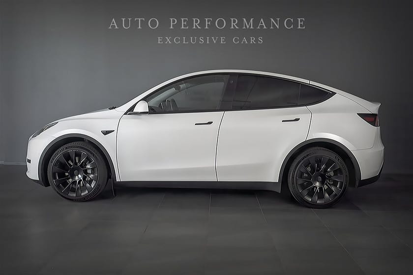 Bild 2 av Tesla Model Y Long Range AWD Dragkrok / Hemleverans /