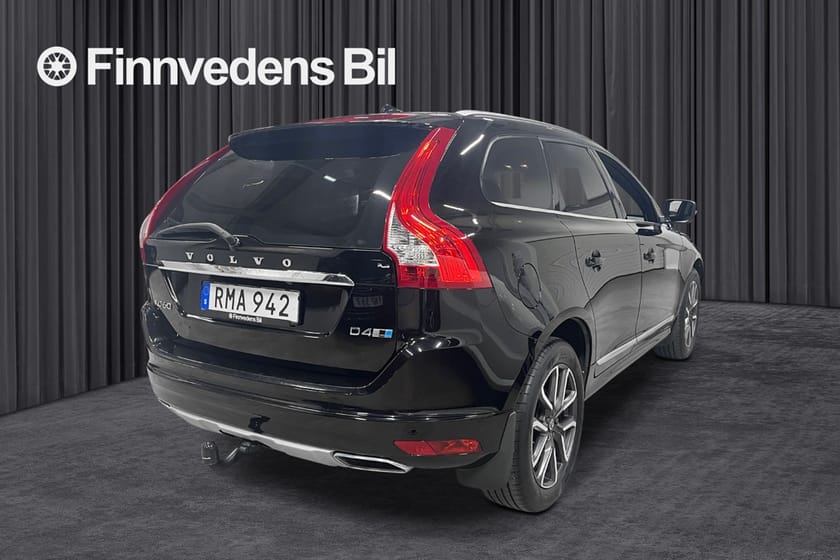 Bild 3 av Volvo XC60 D4 AWD Classic Summum*S&V-hjul/DRAG/NAV/KAMERA*