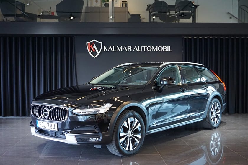 Bild 1 av Volvo V90 Cross Country D4 AWD Geartronic 190hk Momentum Kamera BLIS