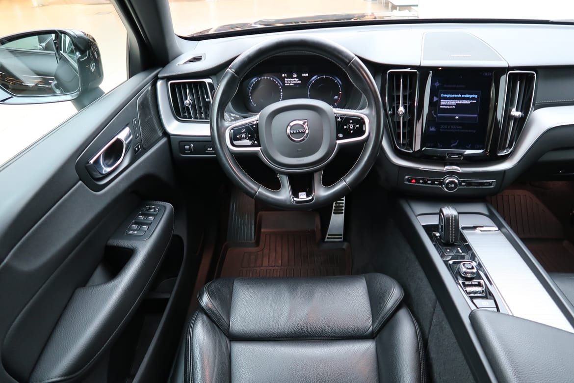 Volvo XC60 2020 - miniatyr 7