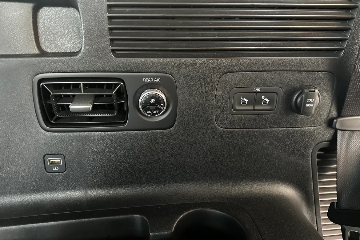 picture of a car