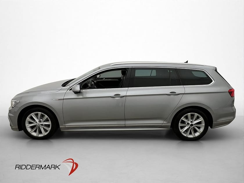 Bild 5 av Volkswagen Passat Sportscombi GTS 4M 240hk R-Line Cockpit Värmare Drag