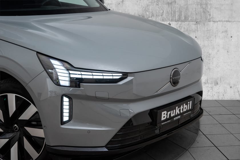 Bilde 2 av Volvo EX90 Twin Motor Ultra KROK|21"|PILOT.ASSIST|7S++