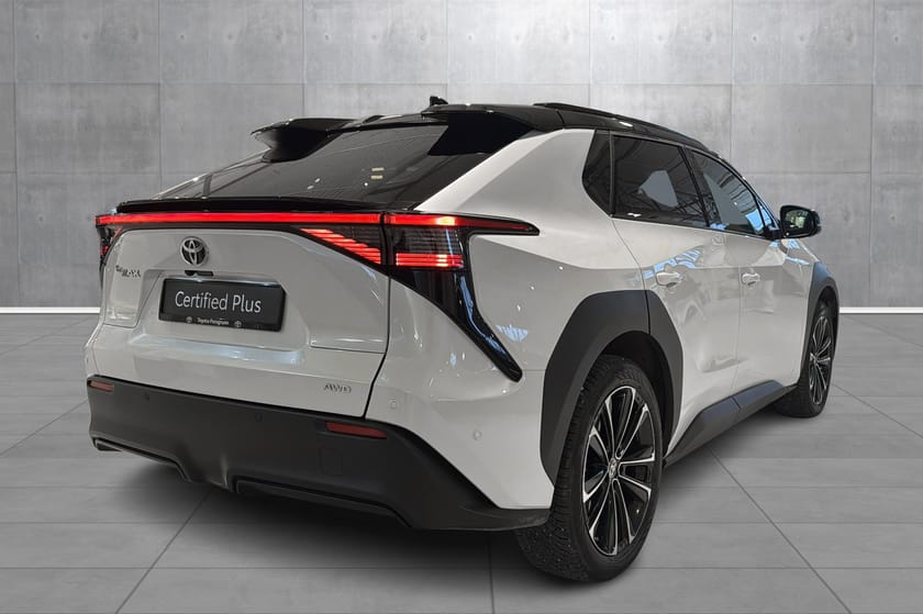 Bilde 5 av Toyota bZ4X AWD Executive Bi-Tone Panorama glasstak, TOPPMODELL!
