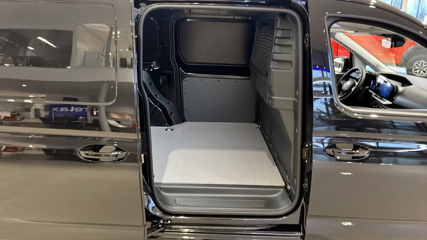 Bild 5 av Ford Grand Transit Connect LIMITED L2 | 122HK | FWD