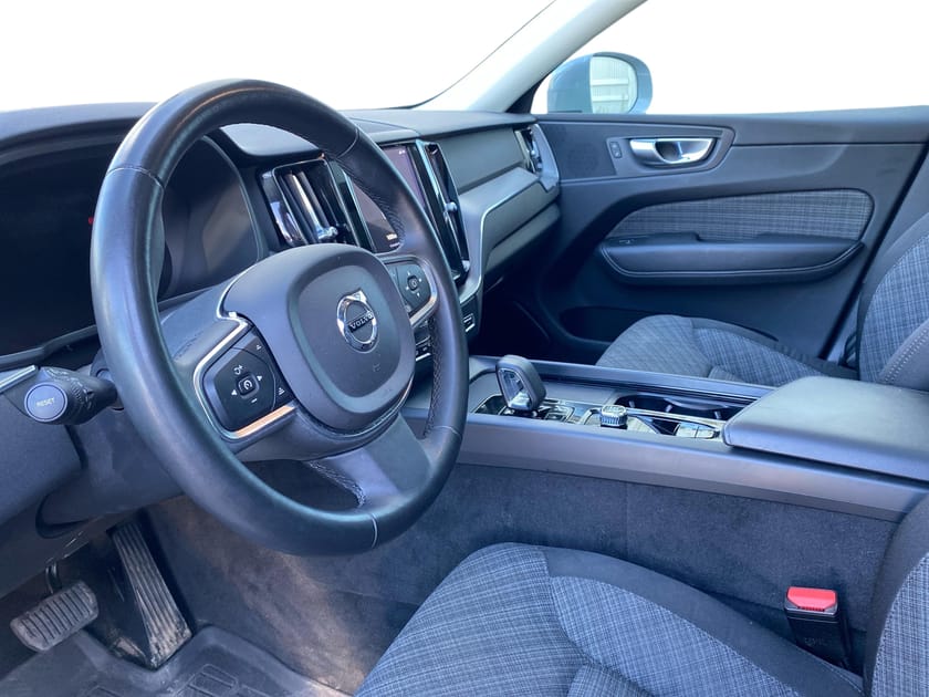 Bild 2 av Volvo XC60 Recharge T6 Core Edition