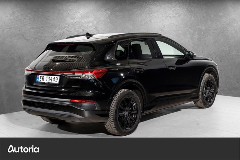 Bilde 2 av Audi Q4 55 e-tron quattro quattr s line pro
