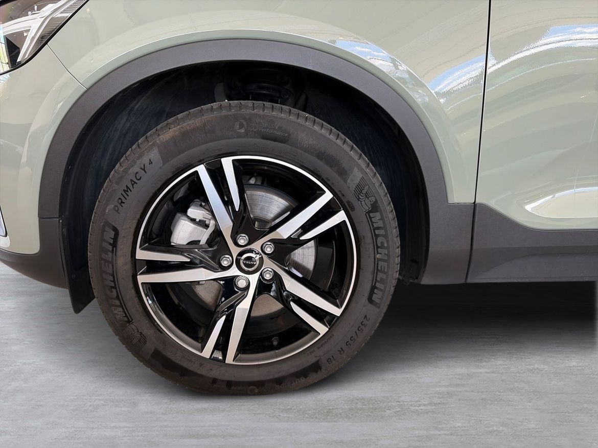 Volvo XC40 2025 - miniatyr 8