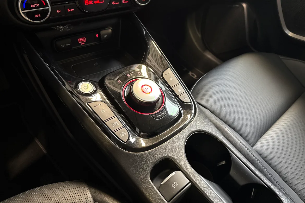 picture of a car