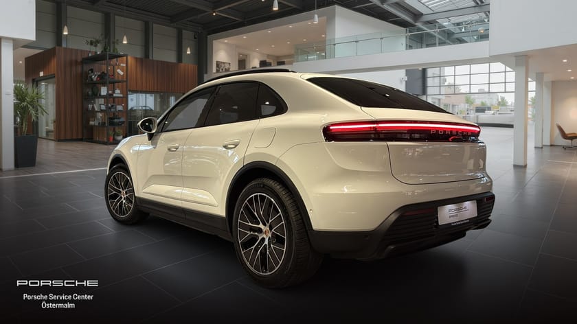 Bild 2 av Porsche Macan Electric 