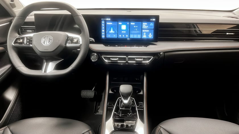 Bild 4 av MG HS PHEV LUXURY PLUG-IN HYBRID LUXURY PLUG-IN 100KM | KAMPANJ