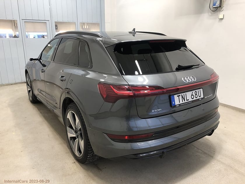 Bild 3 av Audi e-tron 55 quattro S-Line 408hk Panorama, BO,Läder