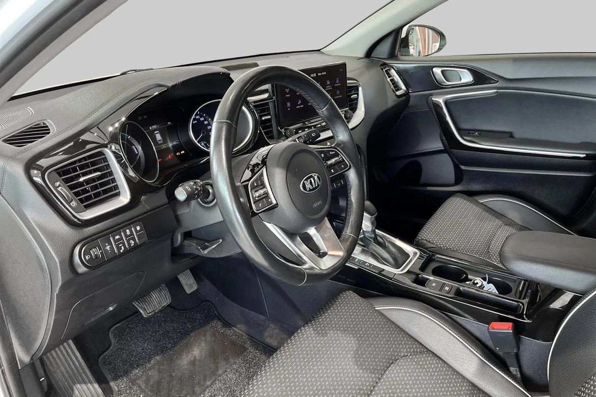 picture of a car