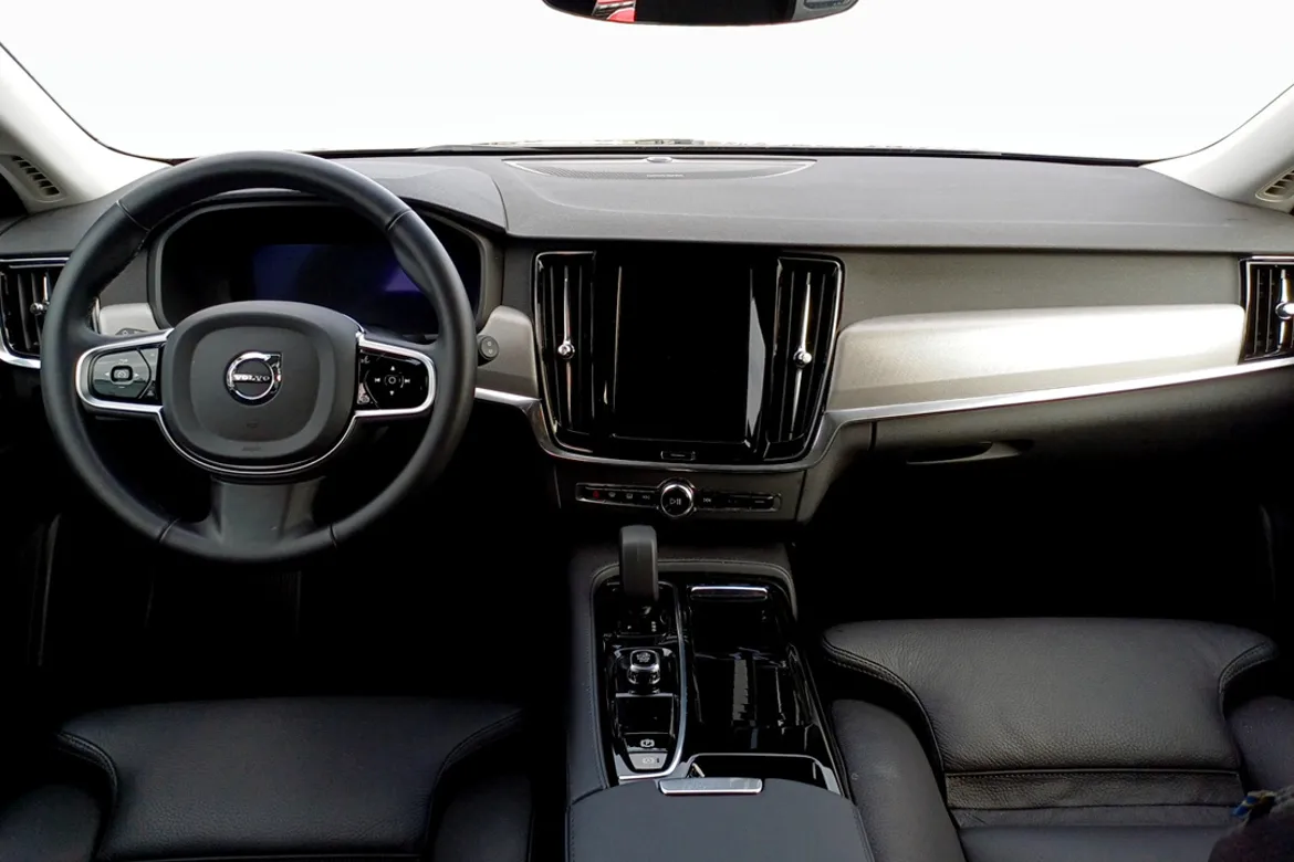 Volvo V90