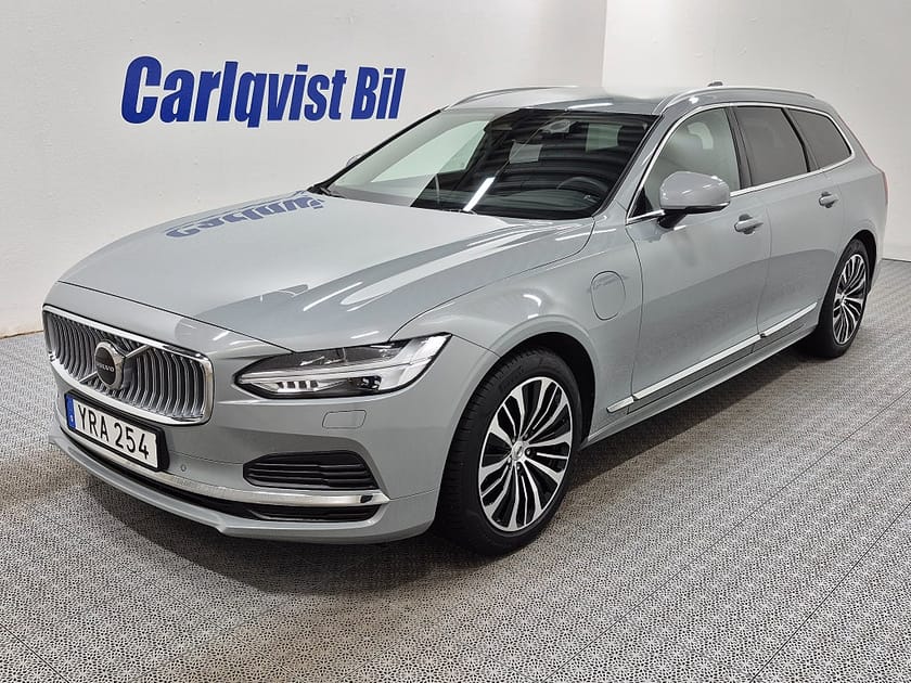 Bild 1 av Volvo V90 T6 Recharge Core Bright plug in AWD 350HK 4x4