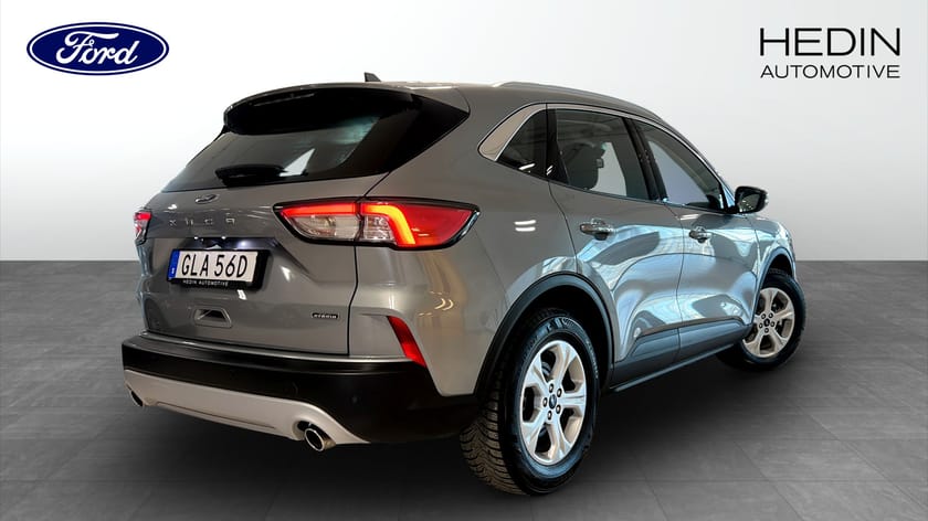 Bild 2 av Ford Kuga Plug-In Hybrid E-CVT 225hk2.5 Titanium