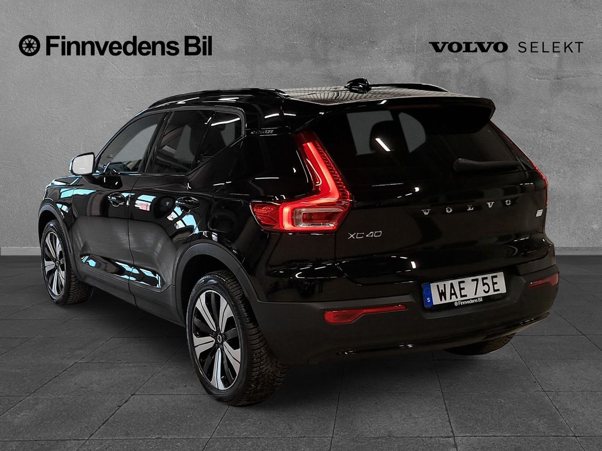 Volvo XC40 2023 - miniatyr 3