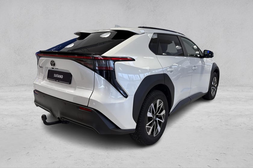 Bilde 5 av Toyota bZ4X Active Tech | Hengerfeste | Meget Pen |