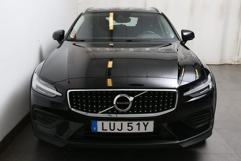Bild 5 av Volvo V60 Cross Country B4 Diesel 197hk Momentum AWD Aut Kamera VOC
