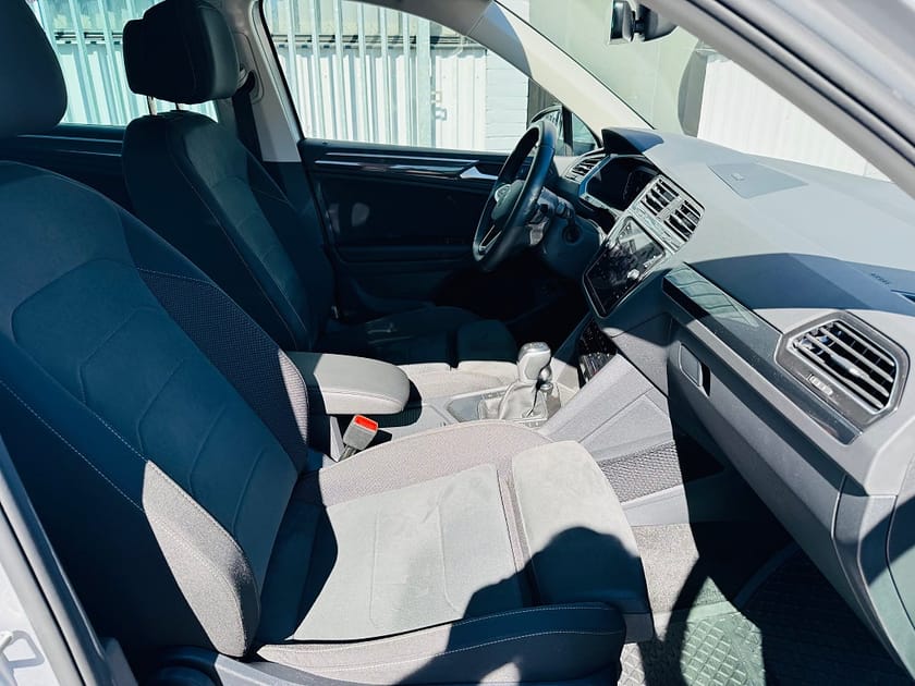 Bild 5 av Volkswagen Tiguan eHybrid 1.4 TSI 245HK ACT ELEGANCE / COCKPIT / DRAG