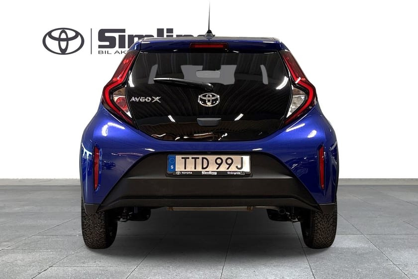 Bild 4 av Toyota Aygo X 1.0 VVT-i CVT  Play Comfort & Style / Vinterhjul