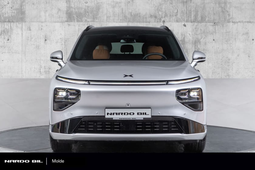 Bilde 2 av XPENG G9 Performance AWD | Luftfjæring | Hengerfeste | Massasje