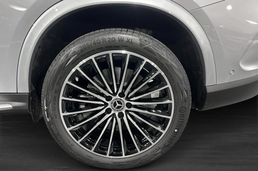 Bild 5 av Mercedes-Benz GLC 300 d e 4MATIC 300de / AMG Line / Premium paket