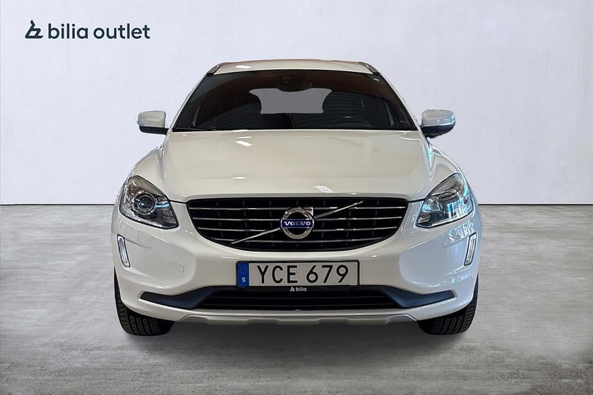 Bild 3 av Volvo XC60 D4 Summum BE Drag / VOC / Keyless / Värmare / Sensorer