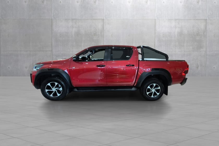 Bilde 2 av Toyota Hilux Dobbelcab 4WD GR Sport Veltebøyle Led Lazer frontgrill