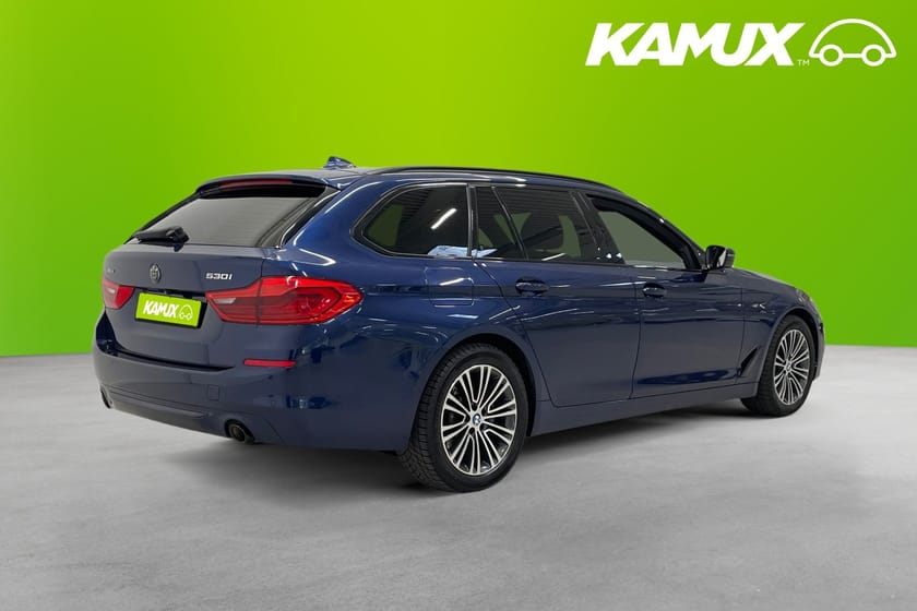 Bild 4 av BMW 530i xDrive Touring Sportline 252 hk Skinn Kamera Drag Navi