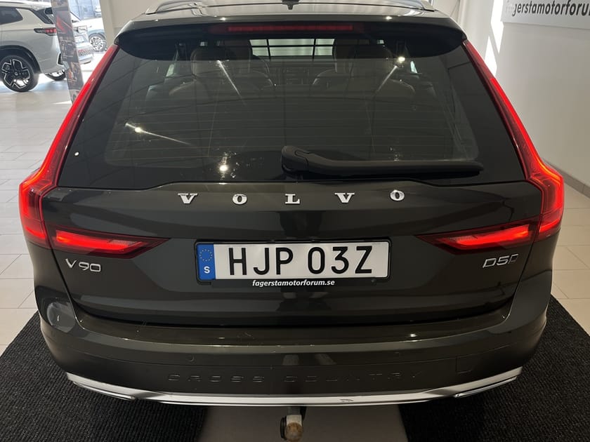 Bild 4 av Volvo V90 Cross Country D5 Momentum AWD Aut Drag