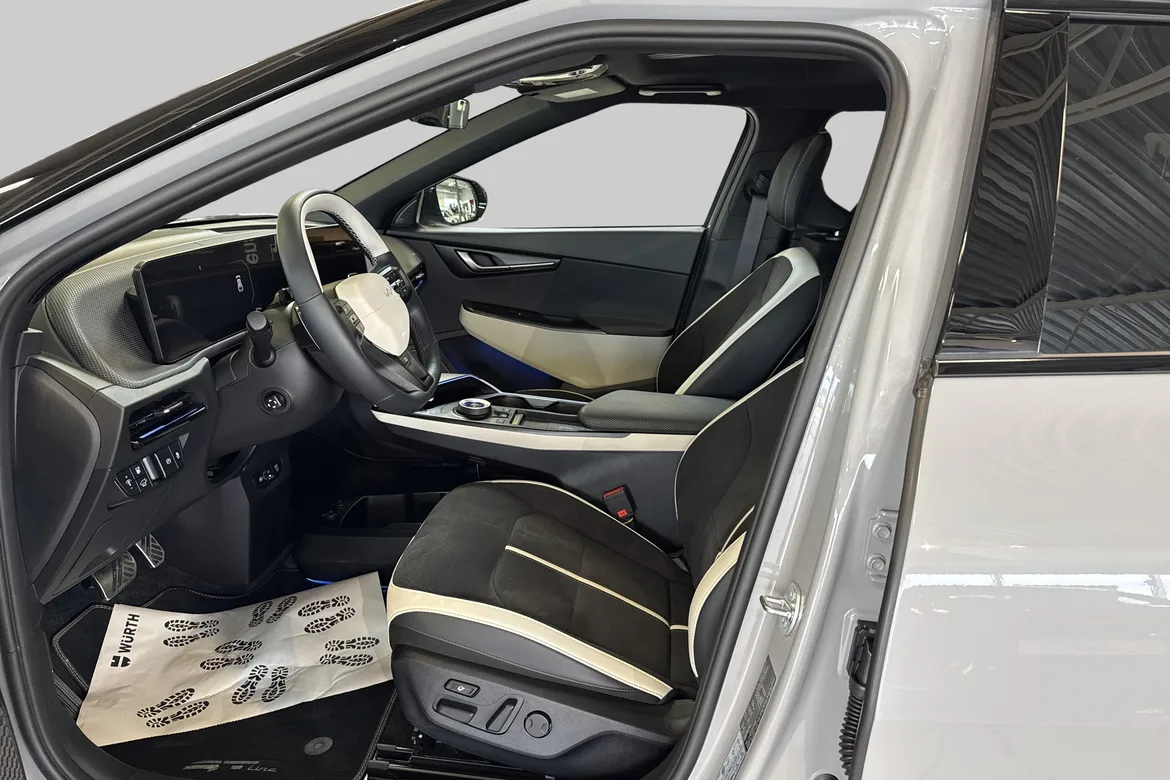picture of a car