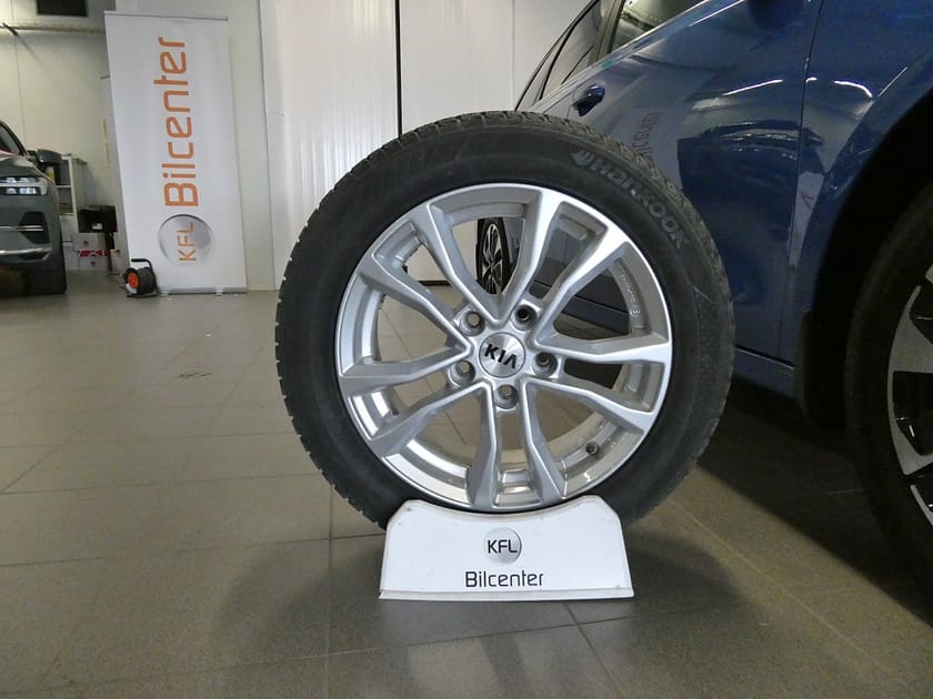 Bild 2 av Kia Ceed Sportswagon Plug-in Hybrid Advance Aut-Drag-Kam-Navi-SoV Kiagaranti
