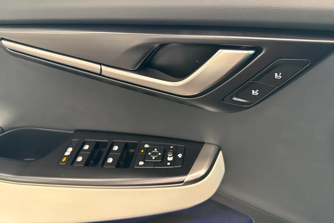 picture of a car