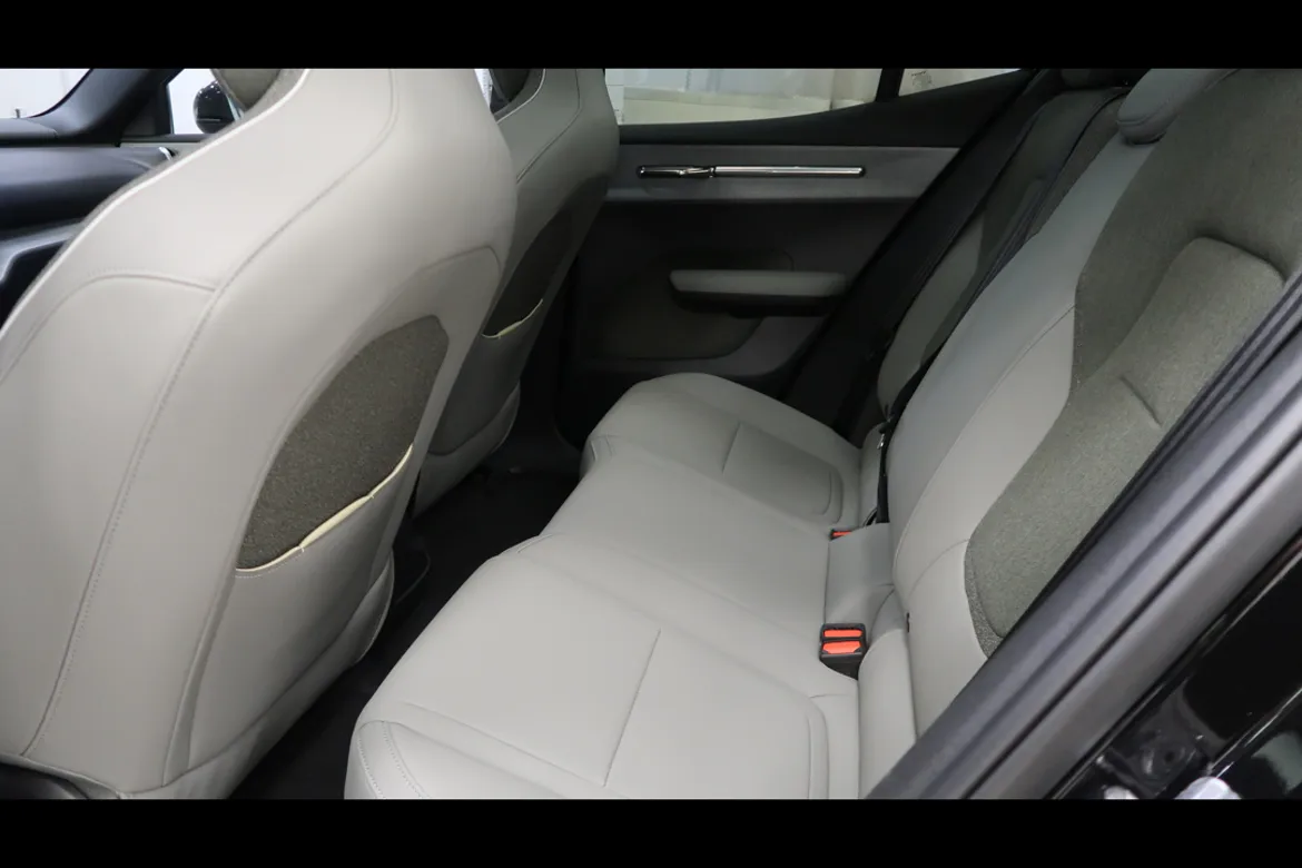 Volvo EX30 Twin Motor Performance